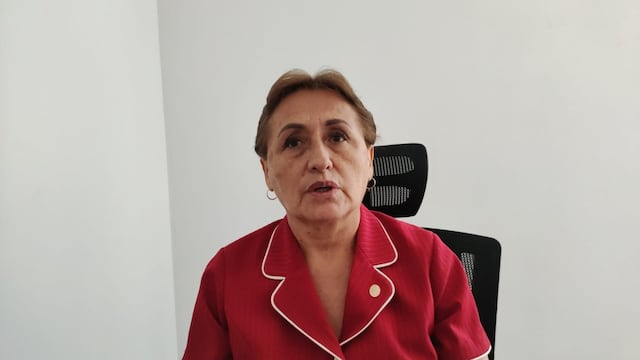 Elízabeth Prado preocupada por futuro de la región Ayacucho