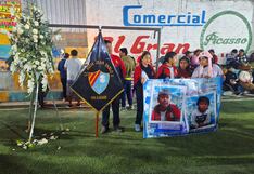 Con flores despiden a estudiantes que murieron en incendio de Secocha (VIDEO)