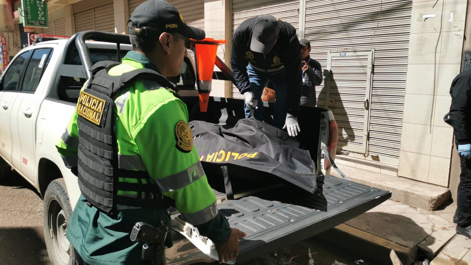 Según las investigaciones preliminares, el móvil del doble crimen estaría relacionado con disputas por el patrimonio familiar.