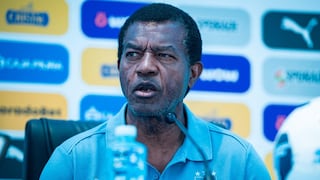 Sporting Cristal: Julio César Uribe es agredido por barrista tras entrenamiento