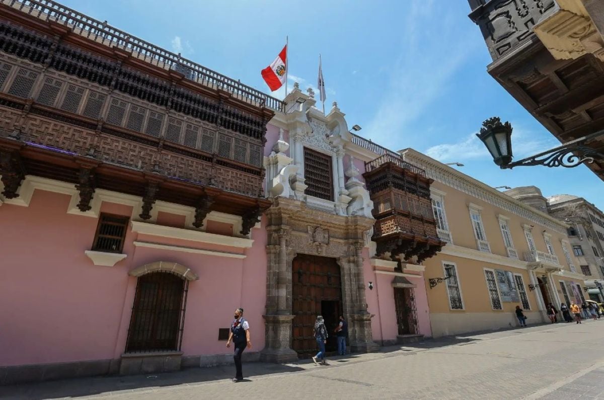 Cancillería confirma que no hay peruanos afectados por inundaciones en Nepal y China