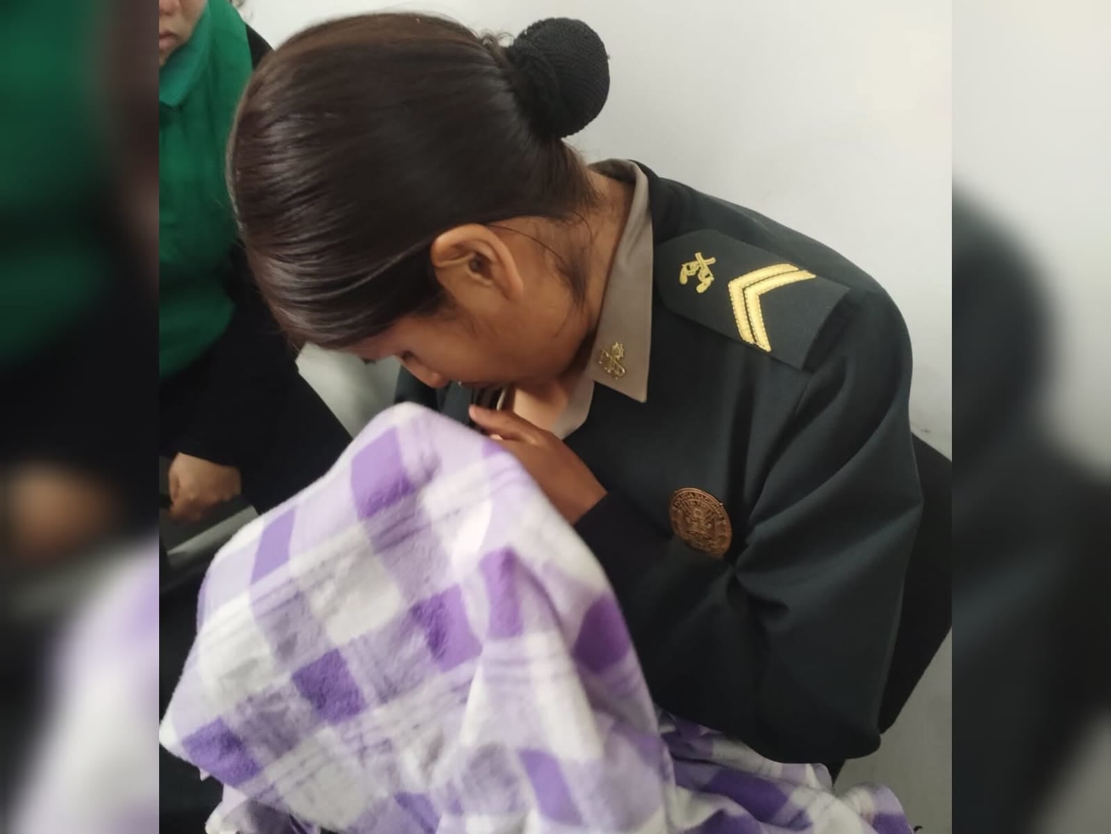 Policía amamantó a recién nacido que fue abandonado en Cero Colorado, Arequipa (Foto: PNP)