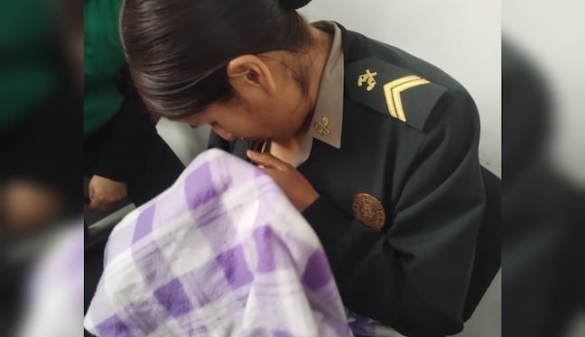 Policía amamantó a recién nacido que fue abandonado en Cero Colorado, Arequipa (Foto: PNP)