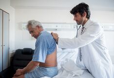 Neumonía en adultos mayores aumenta 16 %: claves para prevenir esta enfermedad en invierno