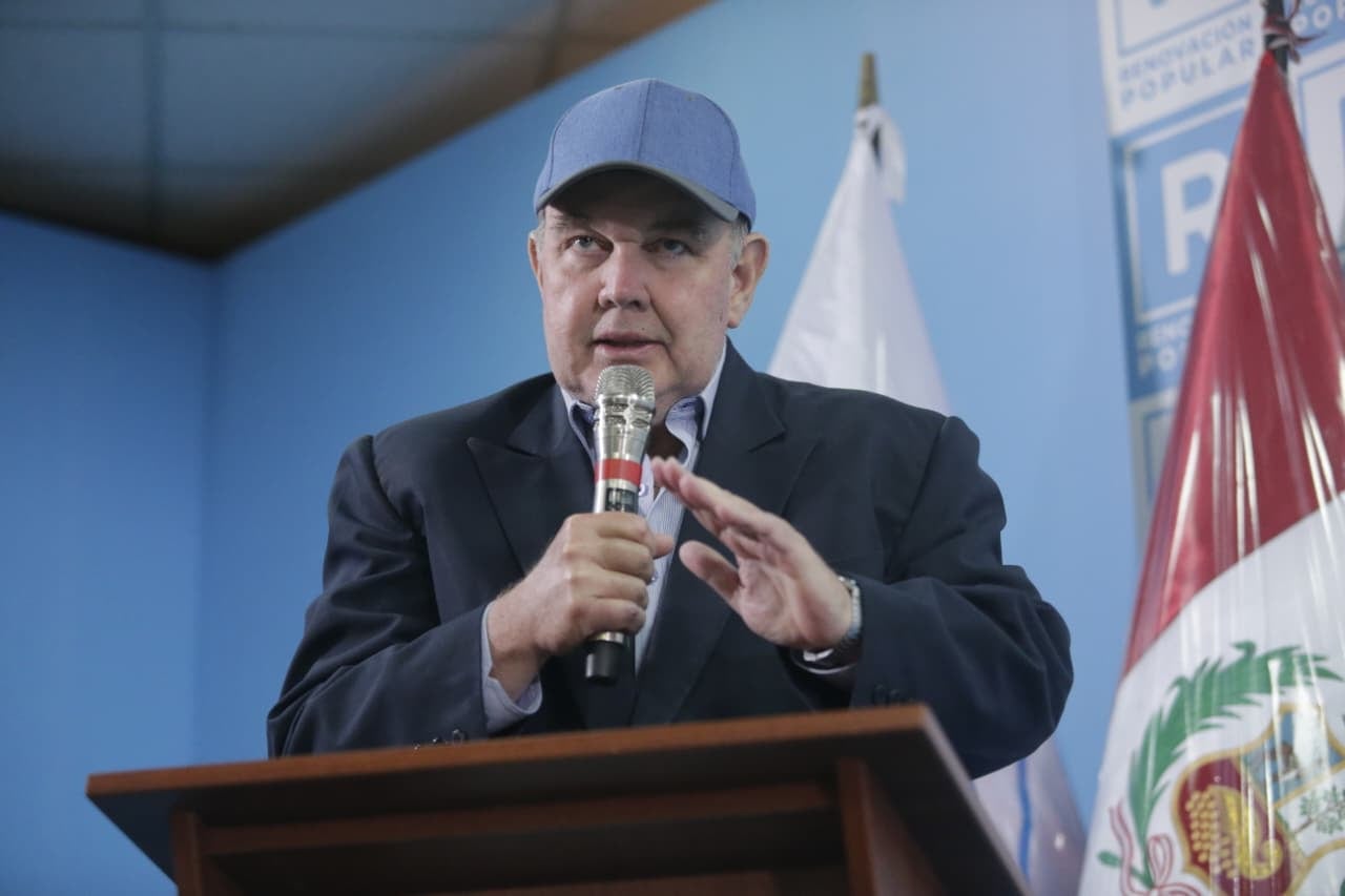 López Aliaga agradeció a quienes respaldaron a Renovación Popular y se refirió a su postulación como regidor de la capital.