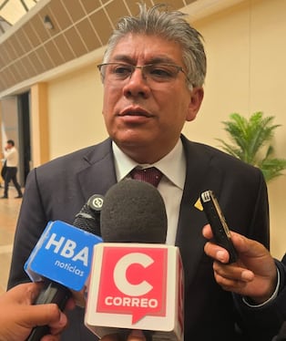 Werner Salcedo, afirmó que no acudió a votar y criticó la legitimidad de los resultados preliminares (Foto: Yunsu Pariapaza/@photo.gec)