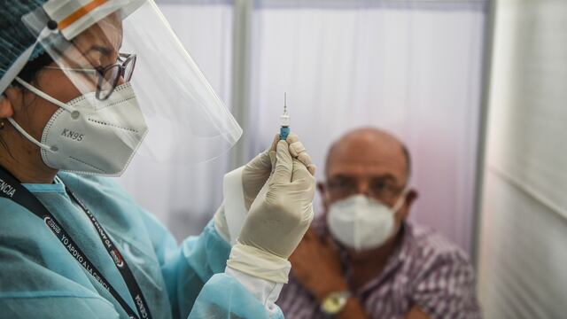 En cuatro o cinco semanas se sabrá el nivel de efectividad de la vacuna de Sinopharm en los voluntarios peruanos 