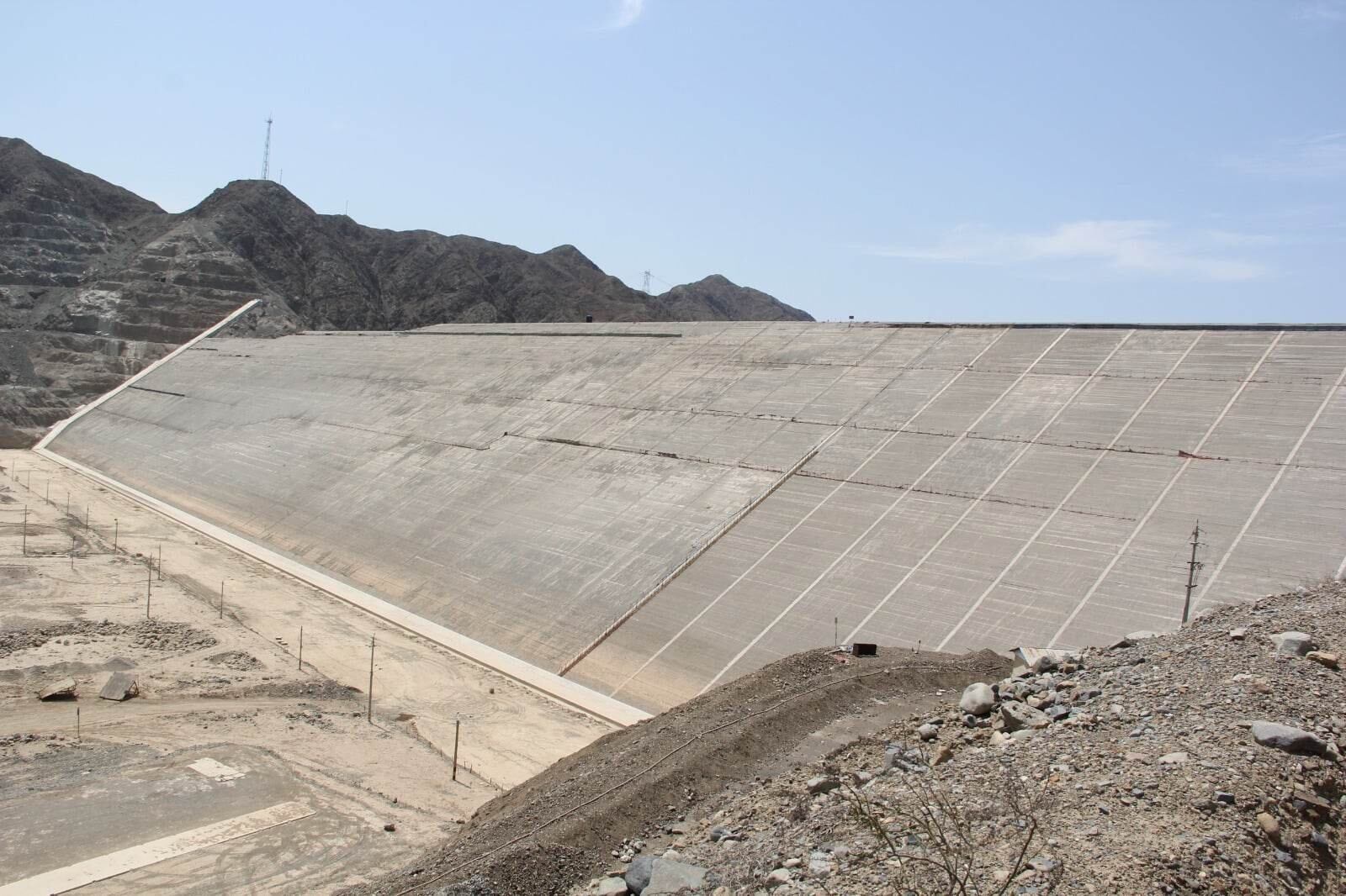 La Contraloría identificó situaciones adversas en el proceso de contratación con el Gobierno de Canadá.