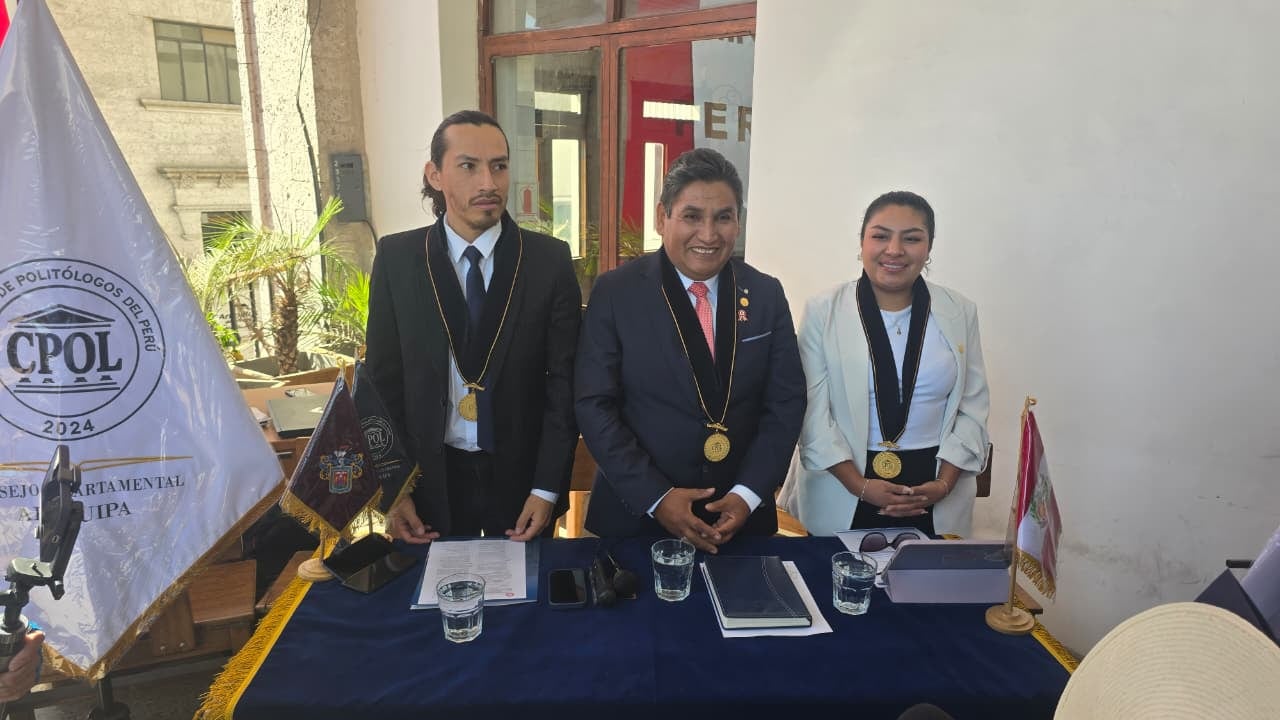 Decano del Consejo Regional Arequipa del Colegio de Politólogos del Perú, Mario Melo. Foto: GEC.