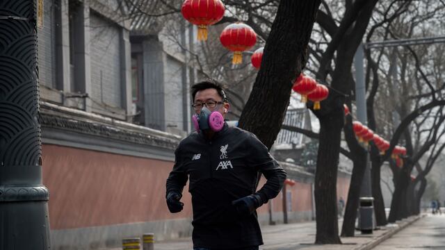 Autoridades de China afirman que necesitan urgentemente mascarillas de protección para frenar epidemia de coronavirus