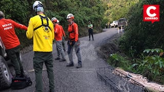 Camioneta cae a abismo de 150 metros en la vía Oxapampa–Pozuzo: un fallecido y un herido