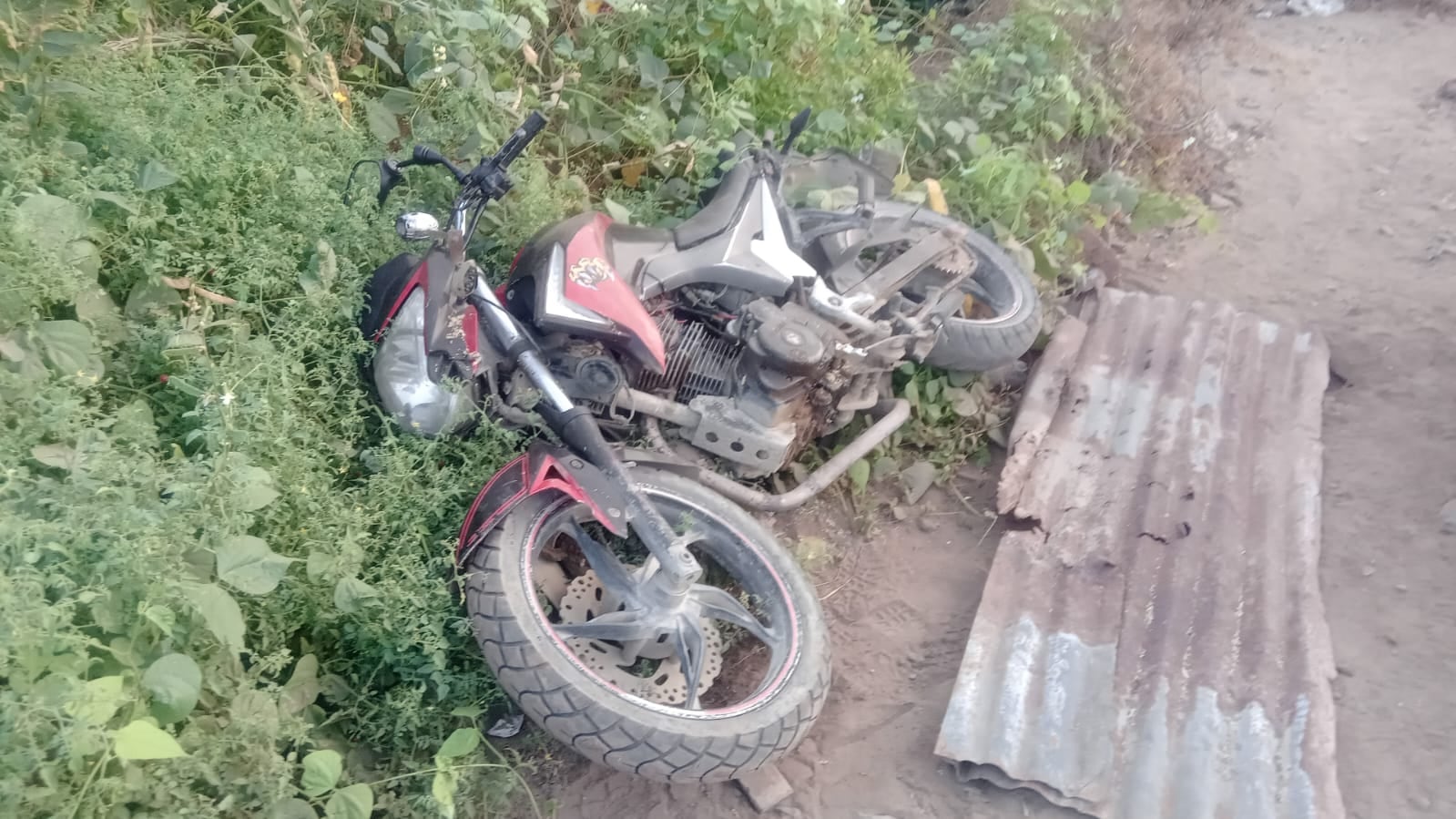 Vehículo estaba escondido por la zona de la Huaca Santa Clara.