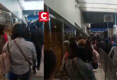 Metropolitano: Reportan colapso del servicio en la Estación Central