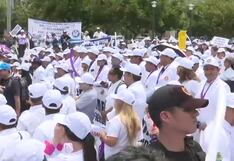 Médicos marchan en rechazo a ley que permite a odontólogos realizar procedimientos estéticos