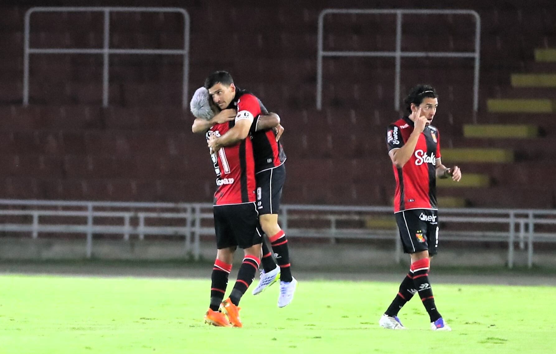 Bernardo Cuesta desatasca a Melgar: 2-0 sobre UTC y escalada al quinto lugar del Apertura — image 1