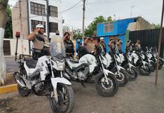 Ica: ceremonia de readjudicación de ocho motocicletas policiales