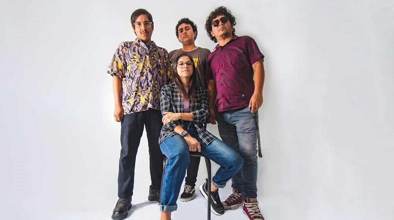 Está ligado a lo urbano y lo mezcla con toques de música chicha, dando versatilidad en su composición y desenvolvimiento.