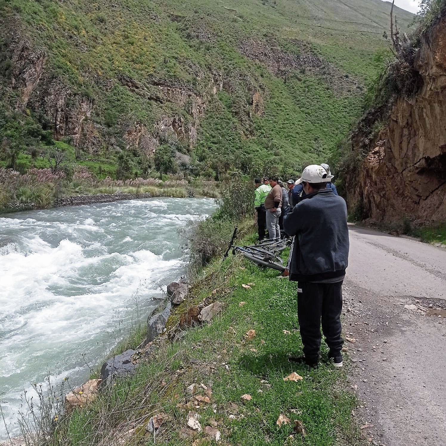 Joven que estudiaba para ingeniero es buscado con desesperación
