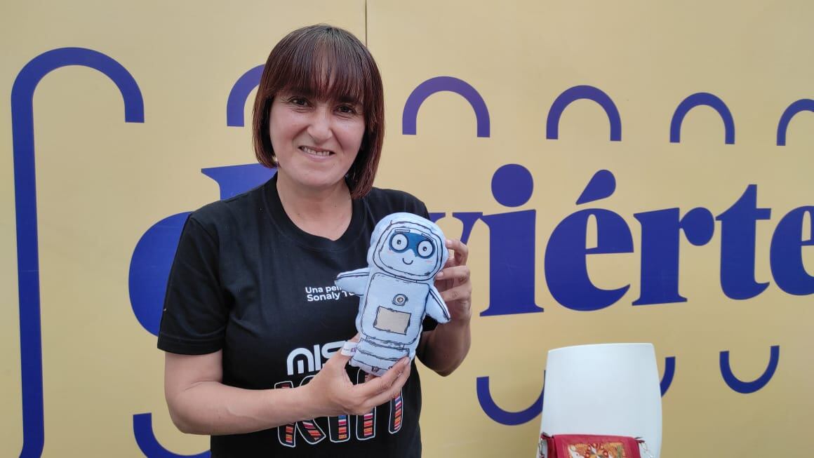 Sonaly Tuesta habla desde Arequipa sobre la película Misión Kipi. (Foto: Nelly Hancco)