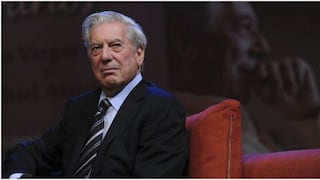 Mario Vargas Llosa dona más de 2,800 libros a biblioteca de Arequipa