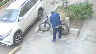 Captan a hombre robando una bicicleta en Trujillo (VIDEO)