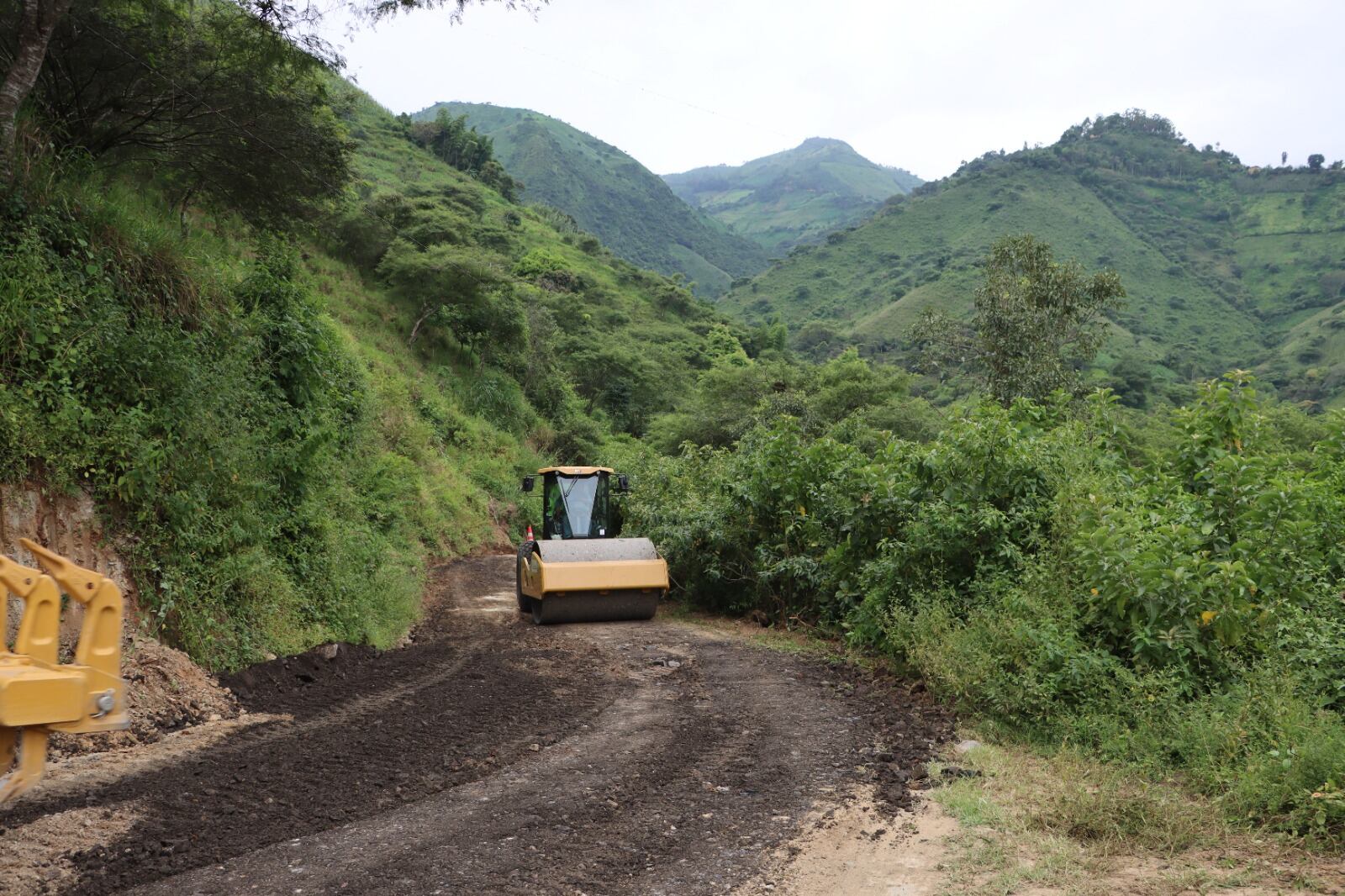 Realizarán mantenimiento de carreteras de la región Piura.