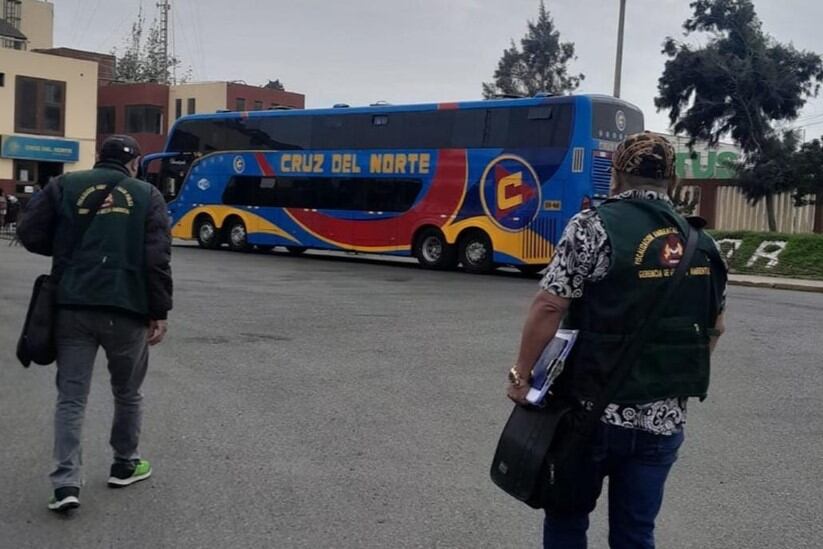 Personal municipal realizó inspección en el terminal terrestre de Chimbote.