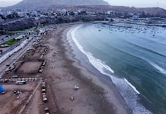 Playa Agua Dulce en Chorrillos: Así se desarrolla la limpieza y fumigación tras San Valentín (FOTOS)