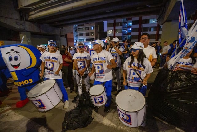 Debate electoral JNE: simpatizantes se concentran fuera del Centro de Convenciones en el último día