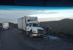 Choque frontal de bus interprovincial y tráiler en vía Arequipa-Puno deja varios heridos