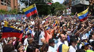 Venezuela: Oposición marcha contra Nicolás Maduro, cuyo régimen arrestó a abogado de Machado