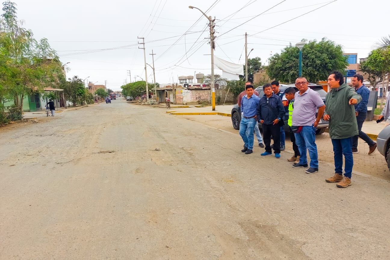 Carretera conecta la costa con la sierra de Áncash.