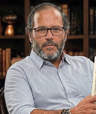 Enrique Pareja, escritor camanejo (Arequipa) y terapeuta. Foto: Cortesía.