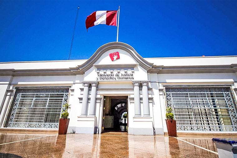 La entidad señaló que la designación permite completar los cinco miembros establecidos por la normativa y fortalecer la evaluación de expedientes vinculados a la política de deshacinamiento penitenciario.