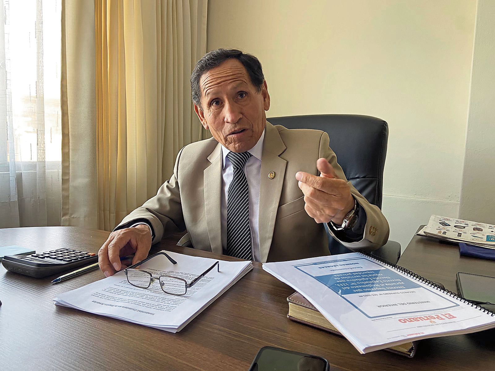 Rolando Bernal es gerente de una empresa de seguridad privada. (Foto: Juan Guillermo Mamaní)