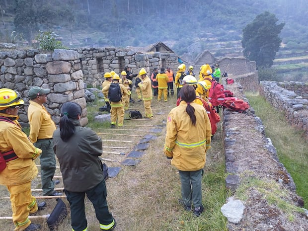 Machu Picchu: Forest fire cannot be extinguished due to strong winds (PHOTOS) Machu Picchu: Forest fire cannot be extinguished due to strong winds (PHOTOS)