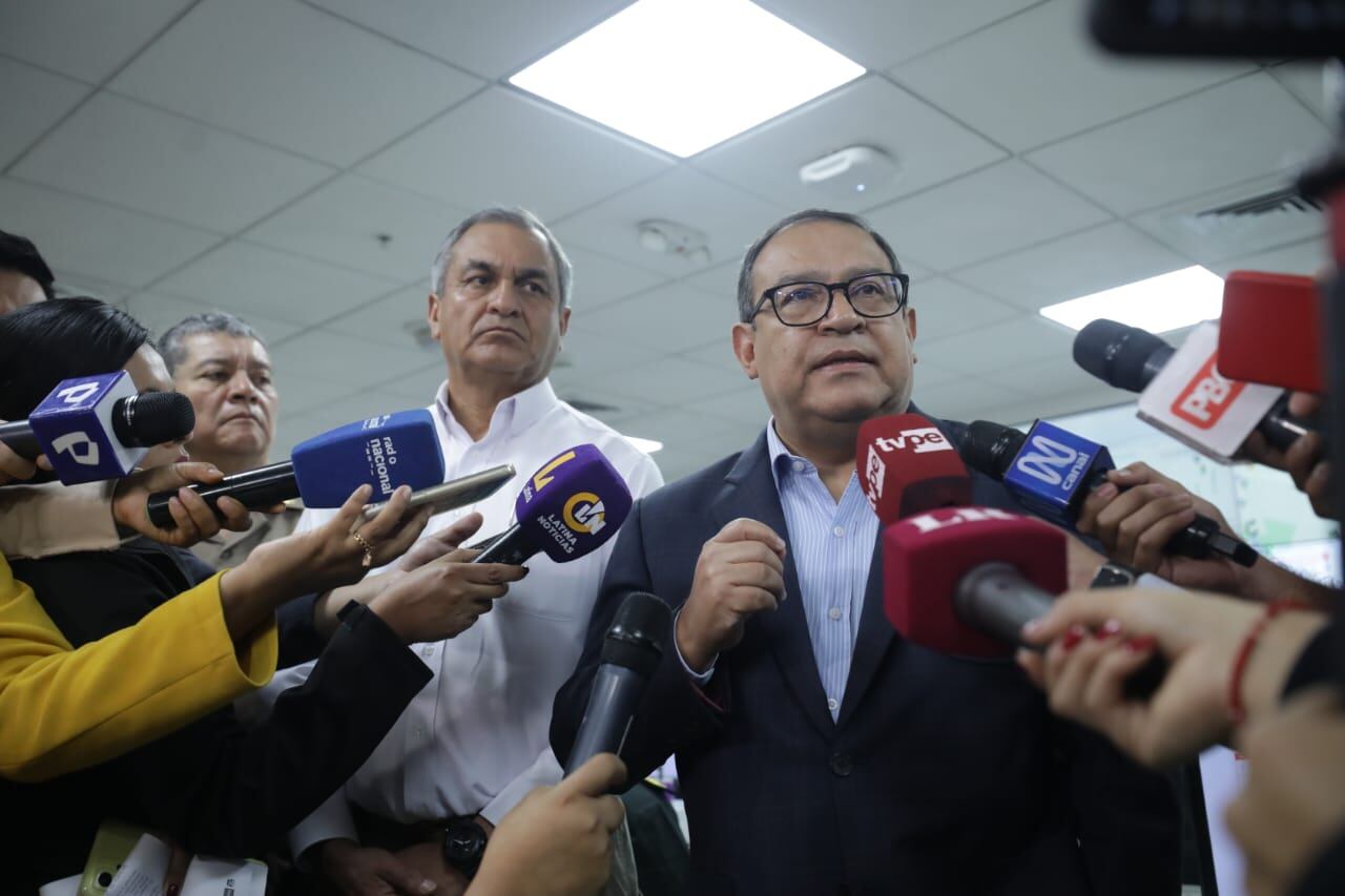 “El Gobierno y el Estado están en la obligación de proteger la salud y la vida, especialmente, de los adolescentes y niños”, expresó Alberto Otárola.