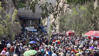 Arequipa: Miles visitan a la Virgen de Chapi en Charcani, distrito de Cayma (VIDEO)