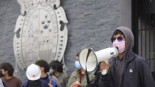 UNMSM tomada por sexto día y estudiantes impidieron la realización de evento religioso en el estadio