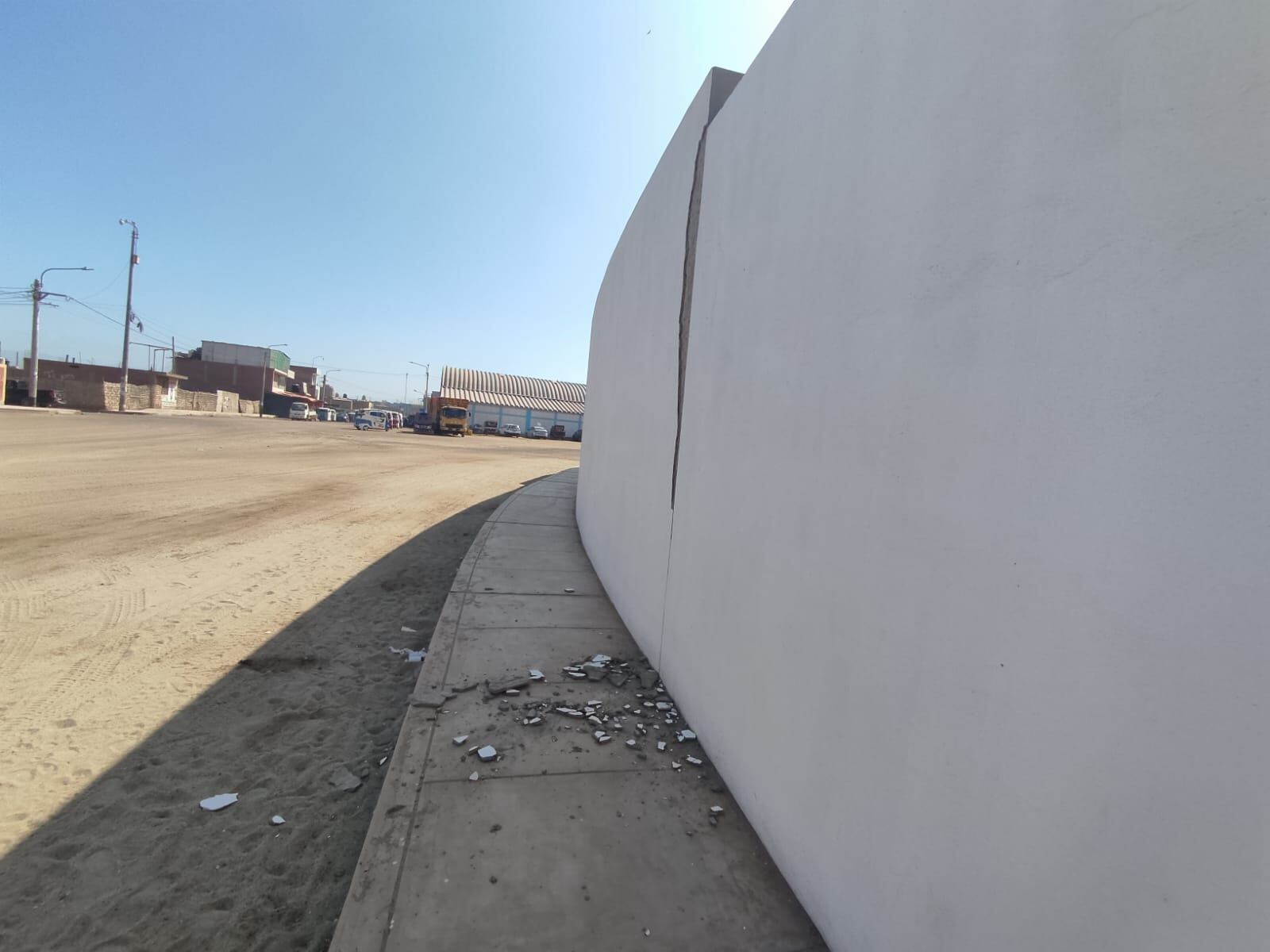 Colegios dañados en Caravelí por sismos. (Foto: GEC)