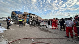 Trujillo: Padre e hijastra mueren tras aparatoso choque de camión en la Panamericana Norte