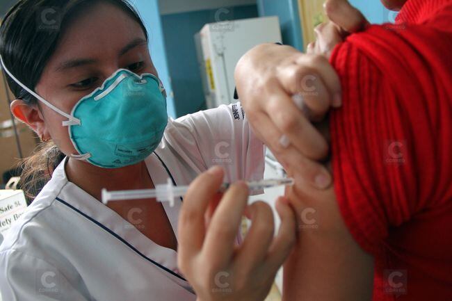 ¿Cuáles son los síntomas de la rabia en humanos y cómo tratarlos?