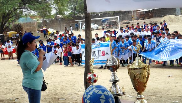 Se inauguró el campeonato "Chibolito de Oro" con  la participación de 12 equipos,