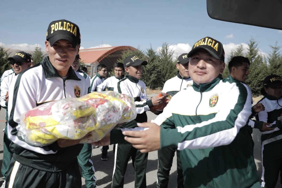El apoyo fue trasladado por la Policía Nacional con el respaldo del Ministerio del Interior y la ONG Perú Pendiente para atender a los damnificados de la emergencia. (Foto: Mininter)