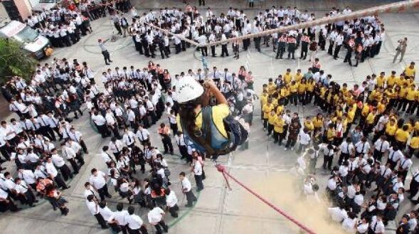 El jefe de Indeci en la región, Hipólito Cruchaga, dijo que según registros históricos, un movimiento telúrico en esta parte del país tendría esa magnitud. Hay, además, un silencio sísmico de varios siglos y, lamentablemente, no menos del 50% de infraestructura es precaria.