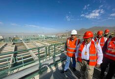 Ministro Rómulo Mucho recorre la planta de tratamiento La Enlozada en Arequipa
