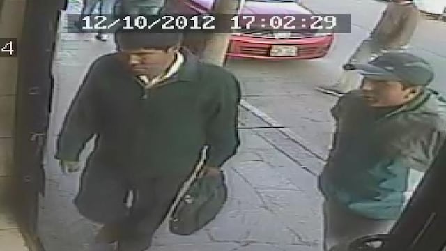 Video delata robo de maletín en pollería