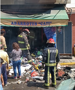 Incendio en minimarket movilizó a los bomberos, policías y serenos hasta la calle Alto Lima
