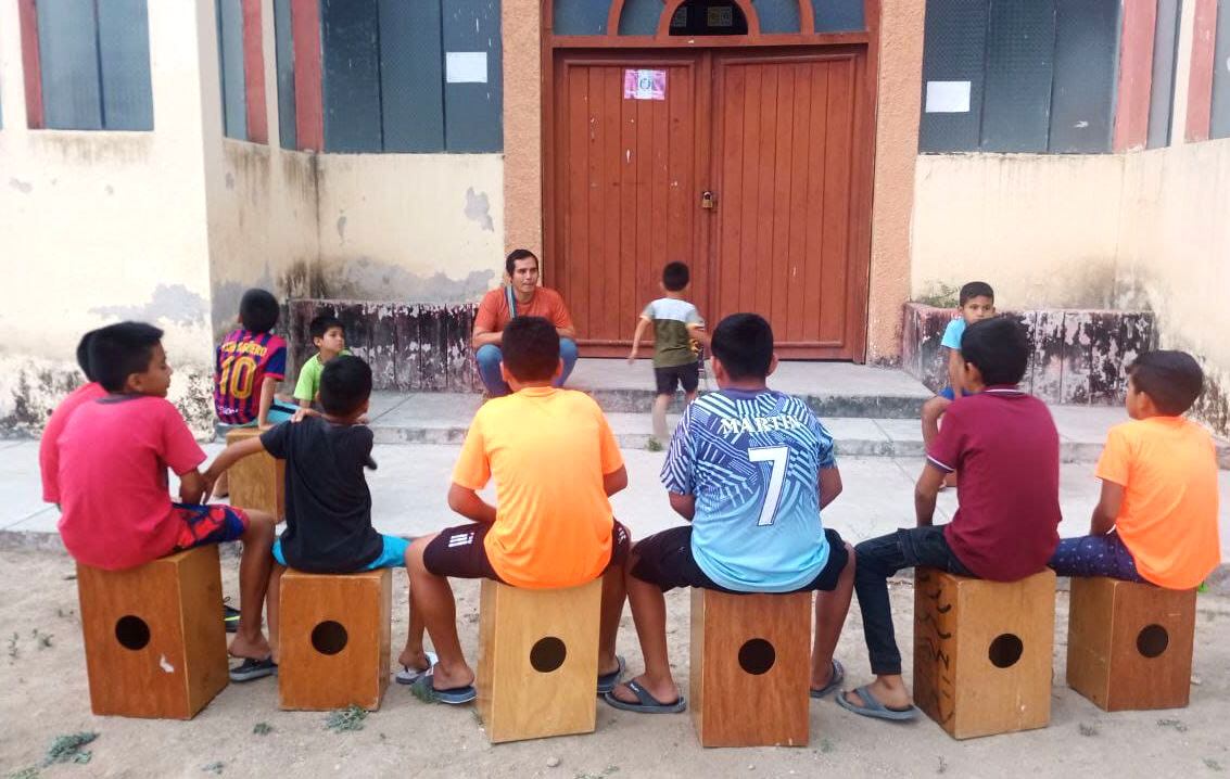 Dentro del Plan Rescatarte del Ministerio de Cultura.. también talleres de canto, guitarra y cajón.