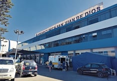 Pacientes se quejan por desprendimiento de techo en la Clínica San Juan de Dios